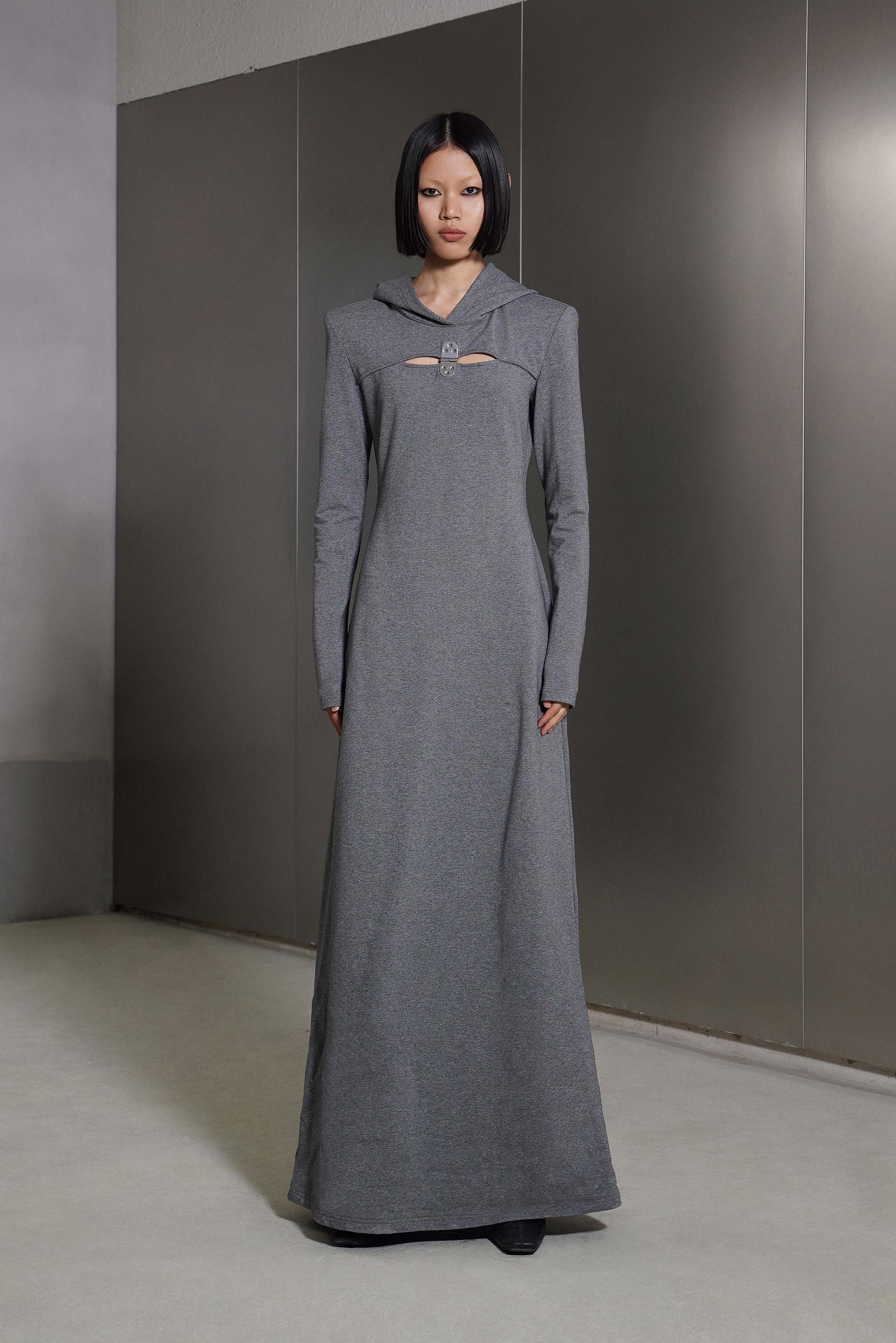 「JUNCTION」SLIM FIT CUTOUT HOODED DRESS