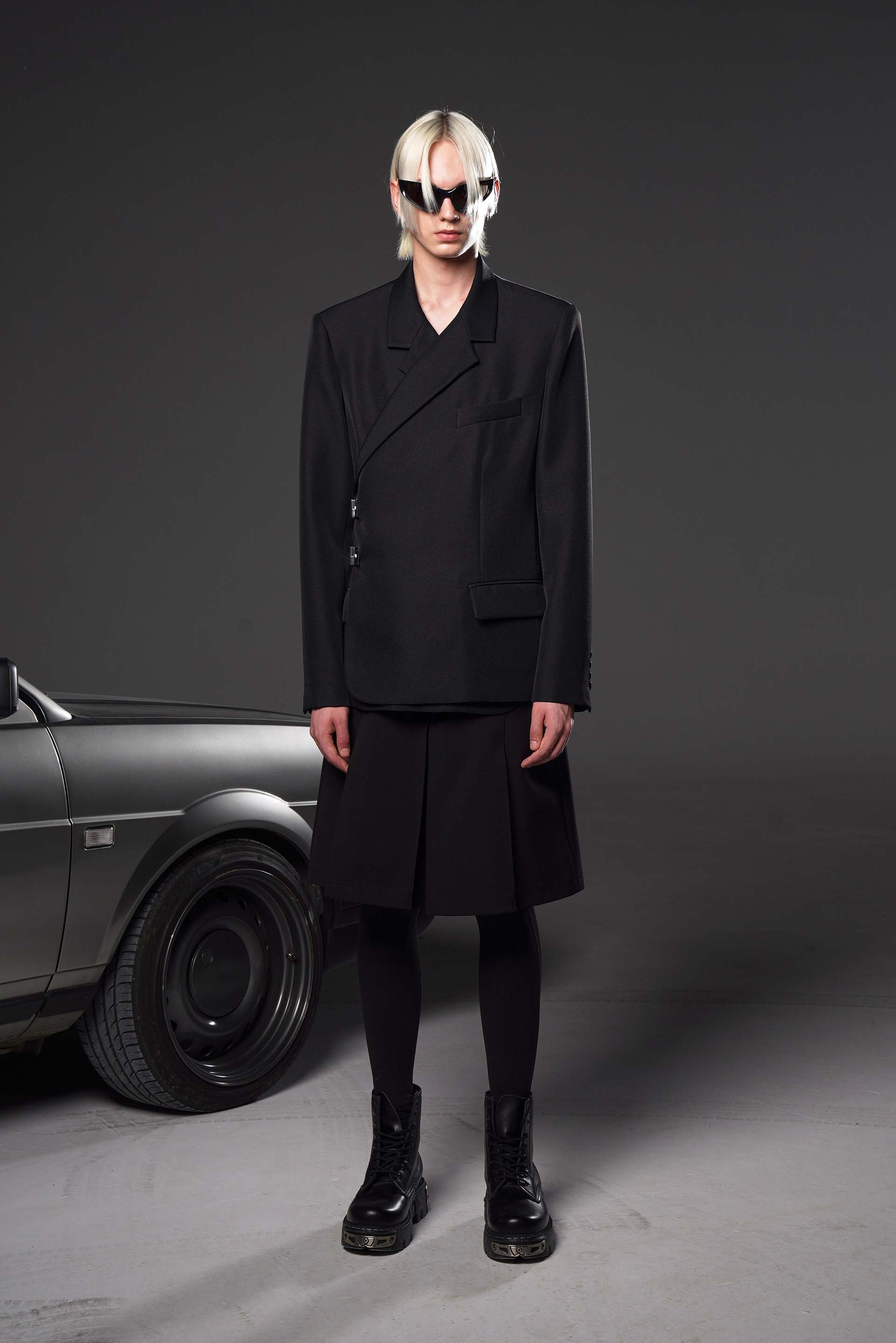 「KEENNESS」ASYMMETRIC METAL BUCKLE SUIT